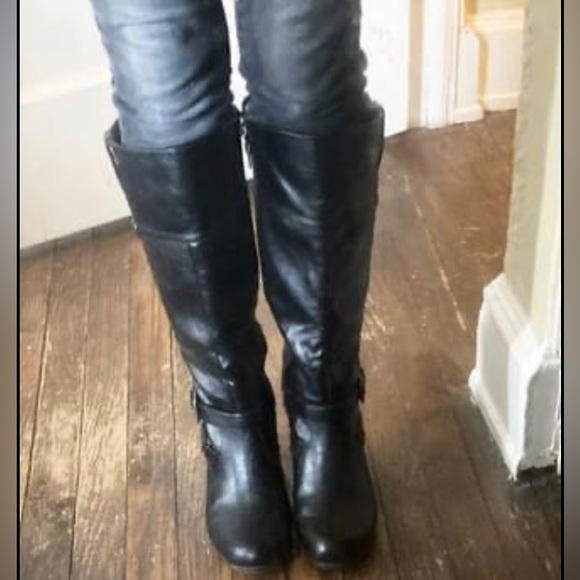 Black Knee-High Buckle Boots - Size 7 - Picture 3 of 4